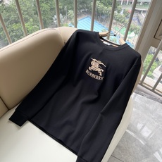 Bur*erry 巴*莉 2026秋冬新款男士长袖打底,品牌最新设计元素!既不单调也不复杂,恰到好处的展现品味!客供顶级 Bur*erry 巴*莉 2026秋冬新款男士长袖打底,品牌最新设计元素!既不单调也不复杂,恰到好处的展现品味!客供顶级