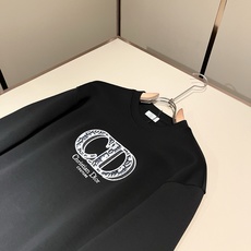 Dio*迪家 2026秋冬新款男女同款👫长袖卫衣,专柜同步发售!定制专属纯棉面料卫衣,定制原版工艺螺纹,采用字母logo Dio*迪家 2026秋冬新款男女同款👫长袖卫衣,专柜同步发售!定制专属纯棉面料卫衣,定制原版工艺螺纹,采用字母logo