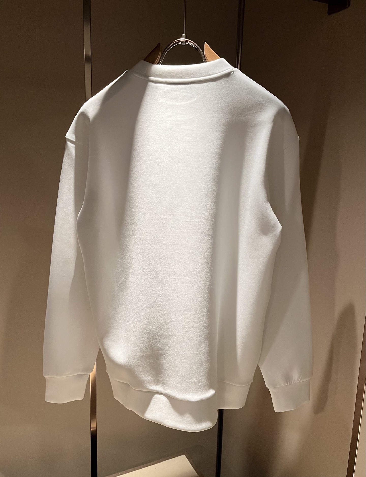 Dolce&Gabba*a 杜嘉*纳2026秋冬新款男女同款👫卫衣,专柜同步发售!定制专属纯棉面料,胸前字母logo刺绣 Dolce&Gabba*a 杜嘉*纳2026秋冬新款男女同款👫卫衣,专柜同步发售!定制专属纯棉面料,胸前字母logo刺绣