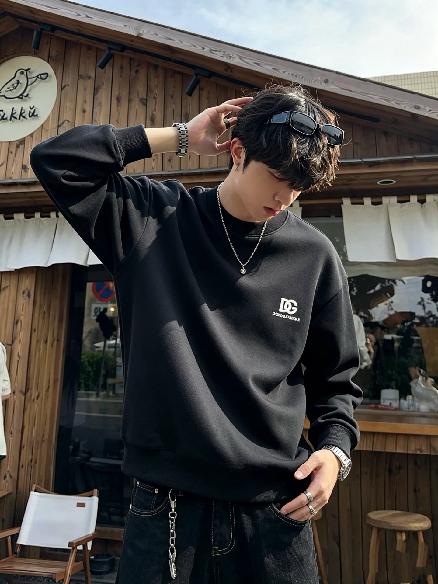 Dolce&Gabba*a 杜嘉*纳2026秋冬新款男女同款👫卫衣,专柜同步发售!定制专属纯棉面料,胸前字母logo刺绣 Dolce&Gabba*a 杜嘉*纳2026秋冬新款男女同款👫卫衣,专柜同步发售!定制专属纯棉面料,胸前字母logo刺绣