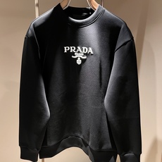 PRAD*A普*达2026秋冬新款男女同款👫长袖卫衣,最新款全网独家首上!!~既经典有时尚百搭,谁不爱啊,将经典再次展现 PRAD*A普*达2026秋冬新款男女同款👫长袖卫衣,最新款全网独家首上!!~既经典有时尚百搭,谁不爱啊,将经典再次展现