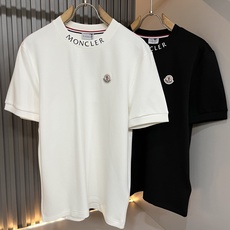 Moncler蒙口2026秋冬新款贸易订单短袖打底衫,全品相!!网红款!胸前logo图案刺绣设计!上身舒适透气,不僵硬, Moncler蒙口2026秋冬新款贸易订单短袖打底衫,全品相!!网红款!胸前logo图案刺绣设计!上身舒适透气,不僵硬,