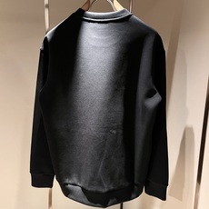 PRAD*A普*达2026秋冬新款男女同款👫长袖卫衣,最新款全网独家首上!!~既经典有时尚百搭,谁不爱啊,将经典再次展现 PRAD*A普*达2026秋冬新款男女同款👫长袖卫衣,最新款全网独家首上!!~既经典有时尚百搭,谁不爱啊,将经典再次展现