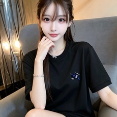Bur*erry 巴*莉 2026秋冬新款男女同款短袖打底,品牌最新设计元素!既不单调也不复杂,恰到好处的展现品味!客供 Bur*erry 巴*莉 2026秋冬新款男女同款短袖打底,品牌最新设计元素!既不单调也不复杂,恰到好处的展现品味!客供