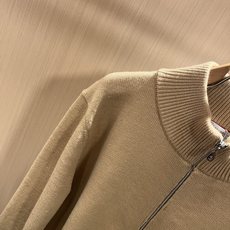 BC-Brunello Cucineli 2026秋冬新款针织羊毛开衫,最新时尚潮流效果,时尚新韵味,元素及现代潮流的高 BC-Brunello Cucineli 2026秋冬新款针织羊毛开衫,最新时尚潮流效果,时尚新韵味,元素及现代潮流的高