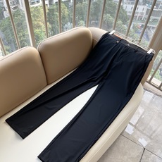HERM*S 爱*仕 2026春夏男士高端休闲西裤 海外贸易公司渠道订单 !男士商务修身直筒西裤!上海恒隆店在售!高 HERM*S 爱*仕 2026春夏男士高端休闲西裤 海外贸易公司渠道订单 !男士商务修身直筒西裤!上海恒隆店在售!高