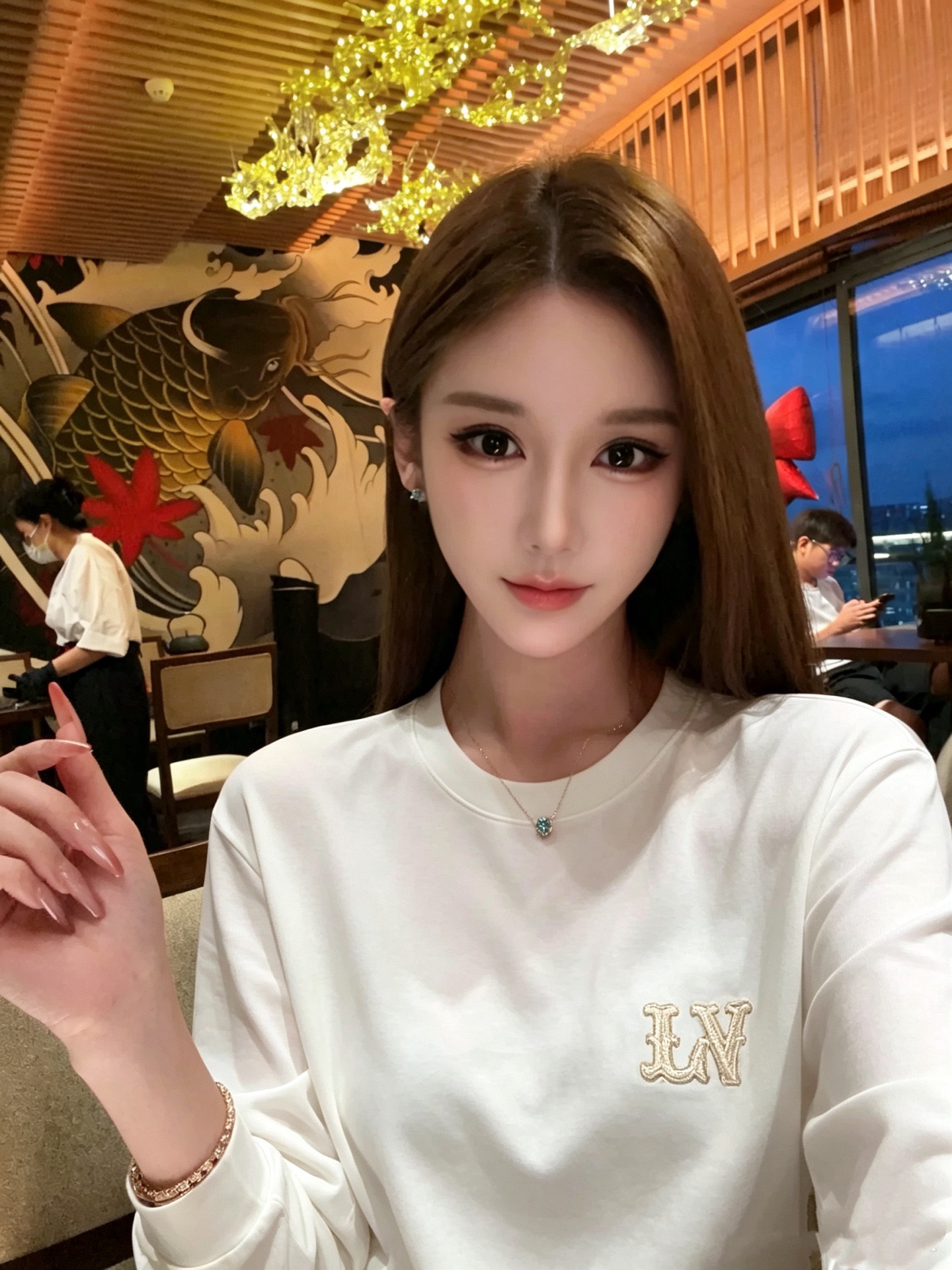 LouisVuitt*路易*登 2026秋冬新款男士长袖打底衫,非常时髦胸前logo刺绣修饰!区别于以往的不同,宣示品牌 LouisVuitt*路易*登 2026秋冬新款男士长袖打底衫,非常时髦胸前logo刺绣修饰!区别于以往的不同,宣示品牌