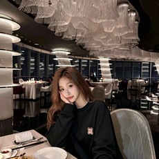 Her*mes爱*仕2026秋冬新款男女同款👫长袖打底衫,全新升级百搭基础款,低调奢华,品格之选!甄选优质精选纯棉面料! Her*mes爱*仕2026秋冬新款男女同款👫长袖打底衫,全新升级百搭基础款,低调奢华,品格之选!甄选优质精选纯棉面料!