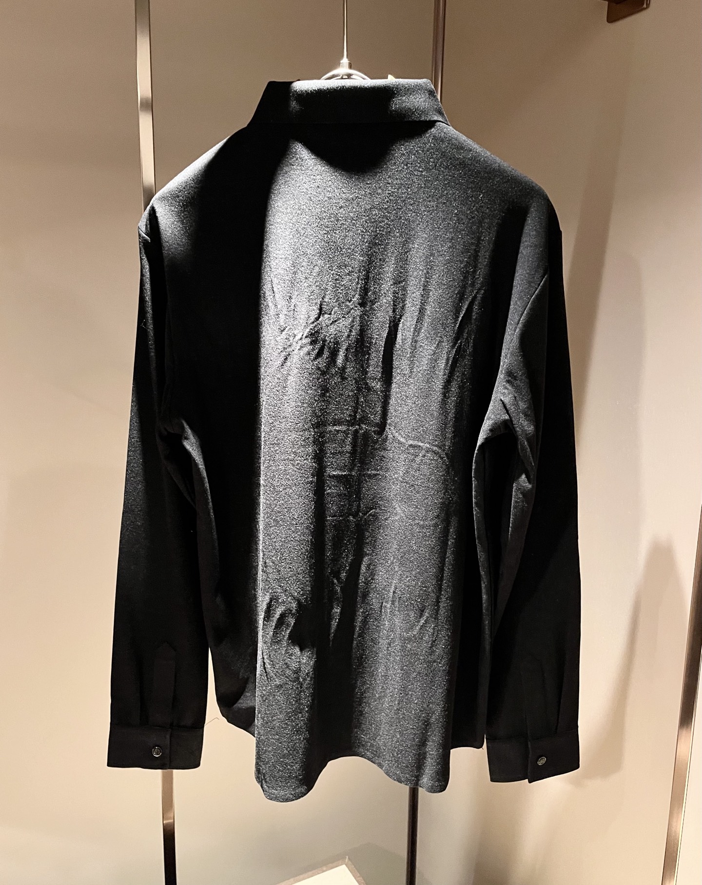BC-Brunello Cucineli 2026秋冬新款男士长袖衬衣,众多明星都爱穿的时尚百搭单品!喜欢经典简约的朋友 BC-Brunello Cucineli 2026秋冬新款男士长袖衬衣,众多明星都爱穿的时尚百搭单品!喜欢经典简约的朋友