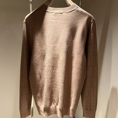 FEN*I 芬*迪 2026秋冬新款FD家族男女同款针织羊毛衫,男女同款👫百搭。意大利原厂订单,FD家族人气单品,代表性 FEN*I 芬*迪 2026秋冬新款FD家族男女同款针织羊毛衫,男女同款👫百搭。意大利原厂订单,FD家族人气单品,代表性