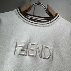 FEN*I 芬*迪 2026秋冬新款FD家族男女同款针织羊毛衫,男女同款👫百搭。意大利原厂订单,FD家族人气单品,代表性 FEN*I 芬*迪 2026秋冬新款FD家族男女同款针织羊毛衫,男女同款👫百搭。意大利原厂订单,FD家族人气单品,代表性