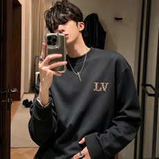 LouisVuitt*路易*登 2026秋冬全新系列单品上线,非常时髦前卫的一款男女同款👫长袖卫衣,胸前标识logo刺绣 LouisVuitt*路易*登 2026秋冬全新系列单品上线,非常时髦前卫的一款男女同款👫长袖卫衣,胸前标识logo刺绣