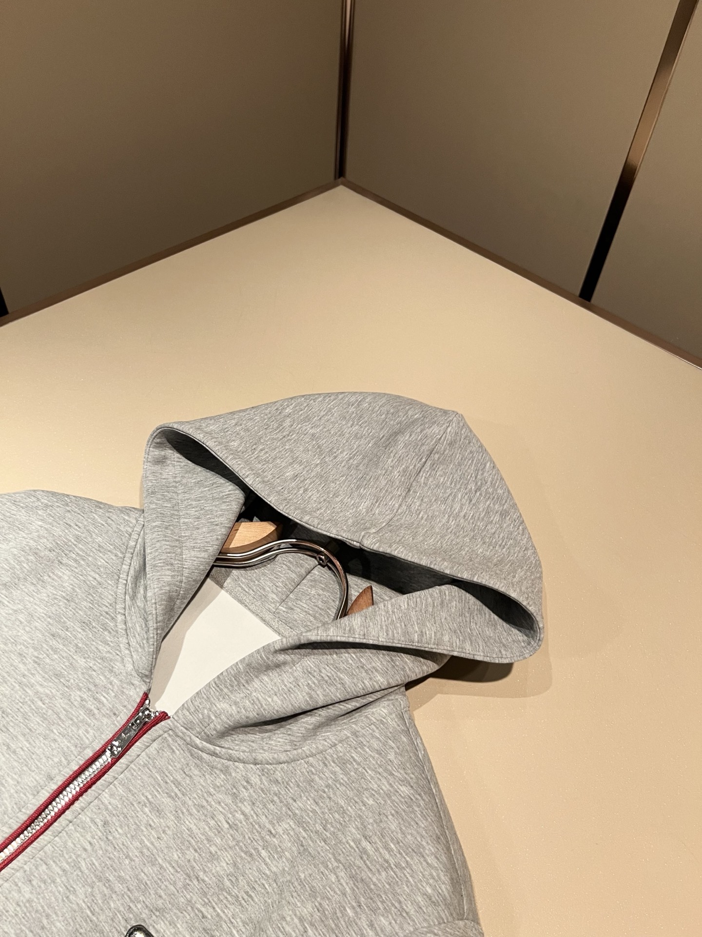 PRAD*A普*达 2026秋冬新款休闲套装,最新款全网独家首上!!~既经典有时尚百搭,谁不爱啊,将经典再次展现,非常的 PRAD*A普*达 2026秋冬新款休闲套装,最新款全网独家首上!!~既经典有时尚百搭,谁不爱啊,将经典再次展现,非常的