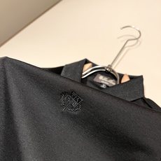 Loro Piana诺悠翩雅 2026秋冬男士最新的贸易订单翻领衬衣,全品相!!采用logo图案刺绣设计!上身舒适透气, Loro Piana诺悠翩雅 2026秋冬男士最新的贸易订单翻领衬衣,全品相!!采用logo图案刺绣设计!上身舒适透气,