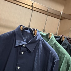 Loro Piana诺悠翩雅 2026春夏男士最新的贸易订单翻领衬衣,全品相!!采用logo压胶图案设计!上身舒适透气, Loro Piana诺悠翩雅 2026春夏男士最新的贸易订单翻领衬衣,全品相!!采用logo压胶图案设计!上身舒适透气,