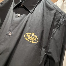 PRAD*A普*达2026秋季新款休闲男士衬衣,最新时尚休闲logo刺绣修饰!贸易公司渠道稀出,同步官网发售,最为期待的 PRAD*A普*达2026秋季新款休闲男士衬衣,最新时尚休闲logo刺绣修饰!贸易公司渠道稀出,同步官网发售,最为期待的