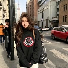 Moncl*r蒙*口2026秋冬男女同款情侣款👫最新的贸易订单长袖卫衣,全品相!!网红款!工艺采用图案logo印花工艺设 Moncl*r蒙*口2026秋冬男女同款情侣款👫最新的贸易订单长袖卫衣,全品相!!网红款!工艺采用图案logo印花工艺设