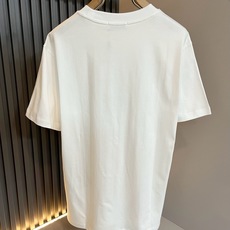 BALENCI*GA巴黎*家 2026春夏新款男女同款👫短袖T恤!走秀图案印花时尚休闲短袖T恤衫!设计logo刺绣设计! BALENCI*GA巴黎*家 2026春夏新款男女同款👫短袖T恤!走秀图案印花时尚休闲短袖T恤衫!设计logo刺绣设计!