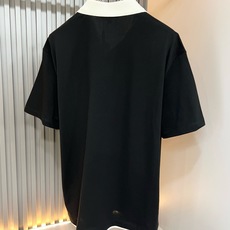 Bur*erry 巴*莉 2026春夏新款男士短袖Polo衫,品牌最新设计元素!既不单调也不复杂,恰到好处的展现品味!客 Bur*erry 巴*莉 2026春夏新款男士短袖Polo衫,品牌最新设计元素!既不单调也不复杂,恰到好处的展现品味!客