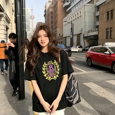 BURBER*Y巴*莉2026春夏新品男女同款👫短袖T恤,重磅来袭,最近比较火热的环保纯棉面料制作而成,高端户外运动休闲 BURBER*Y巴*莉2026春夏新品男女同款👫短袖T恤,重磅来袭,最近比较火热的环保纯棉面料制作而成,高端户外运动休闲