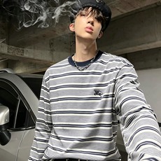 Bur*erry 巴*莉 2026秋冬新款男士长袖打底,品牌最新设计元素!既不单调也不复杂,恰到好处的展现品味!客供顶级 Bur*erry 巴*莉 2026秋冬新款男士长袖打底,品牌最新设计元素!既不单调也不复杂,恰到好处的展现品味!客供顶级