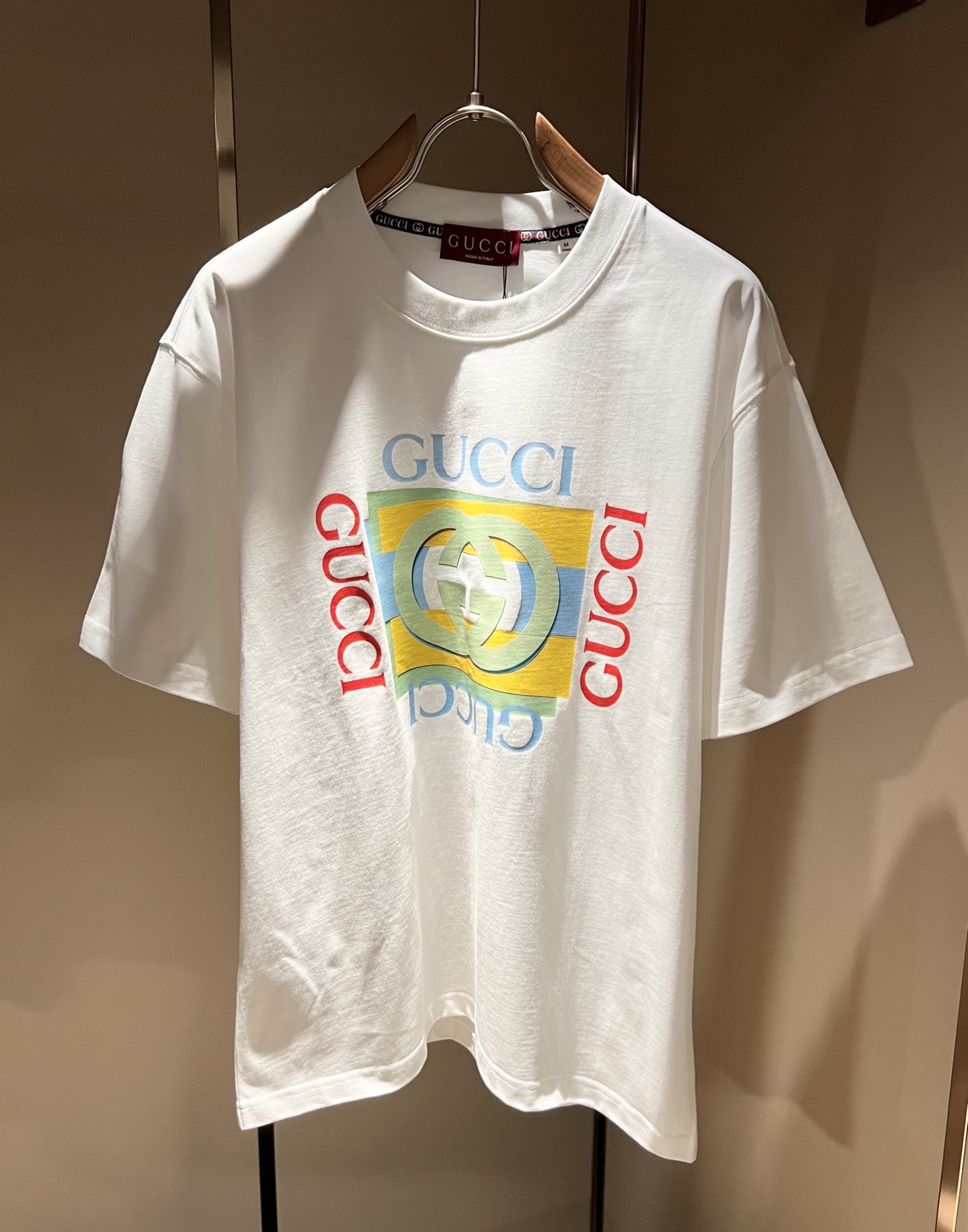Gucc*古家 2026春夏新款男女同情侣款👫休闲宽松棉质圆领短袖T恤衫！贸易公司渠道稀出，同步官网发售 ！     2