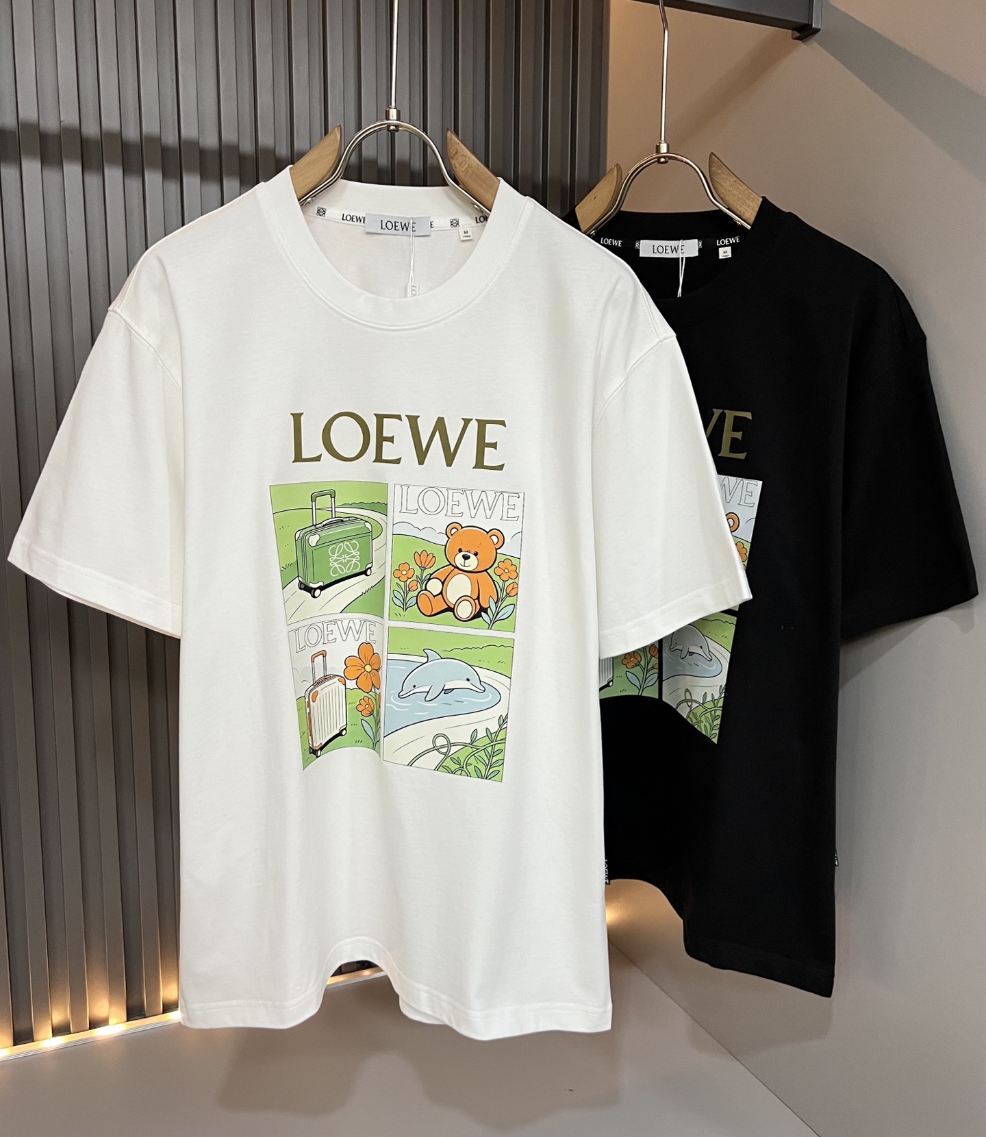 LOE*WE罗*威 2026春夏新款男女同款👫短袖T恤,意大利原厂订单渠道,极具个性高级风,标志logo图案印花工艺设计 LOE*WE罗*威 2026春夏新款男女同款👫短袖T恤,意大利原厂订单渠道,极具个性高级风,标志logo图案印花工艺设计