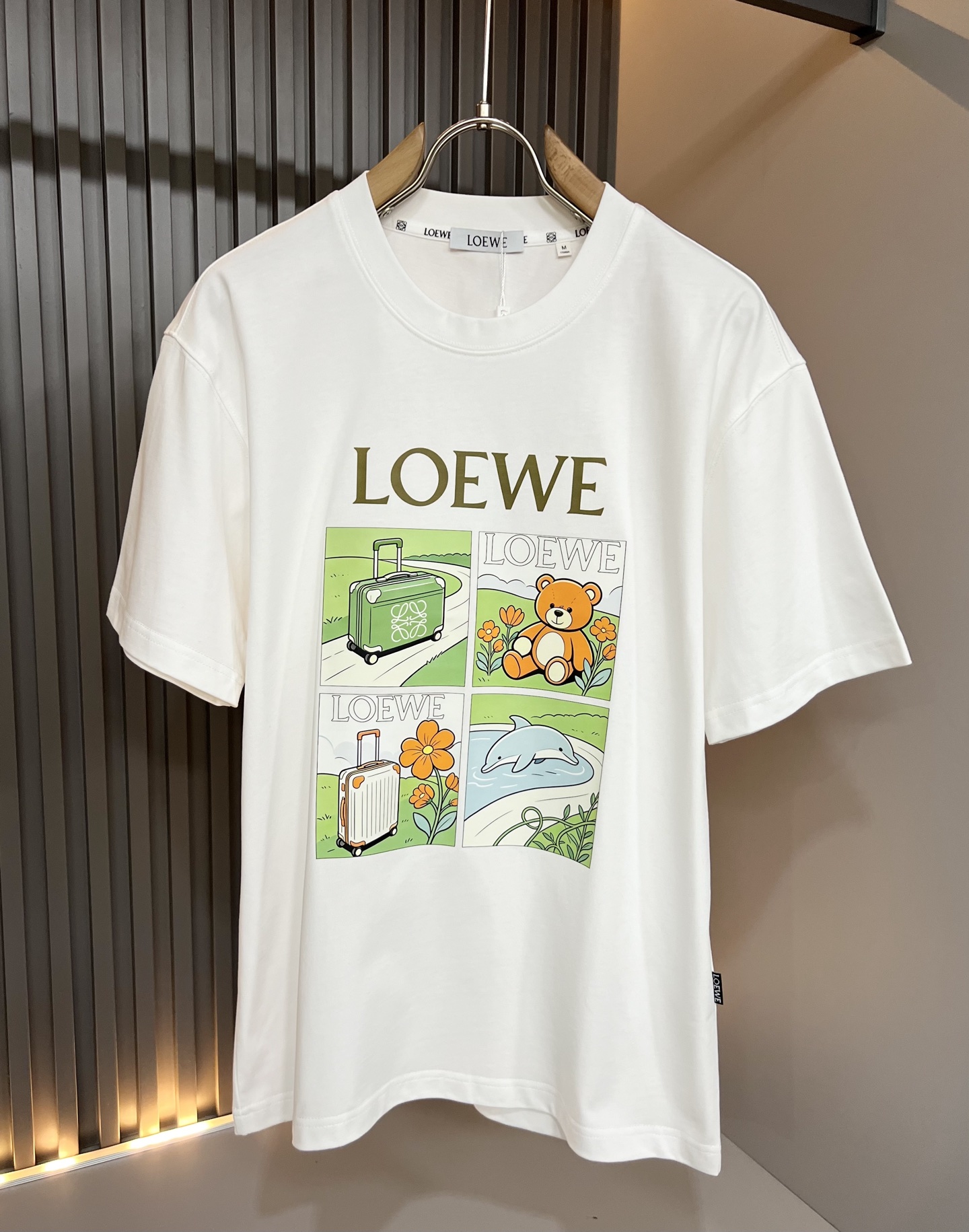 LOE*WE罗*威 2026春夏新款男女同款👫短袖T恤,意大利原厂订单渠道,极具个性高级风,标志logo图案印花工艺设计 LOE*WE罗*威 2026春夏新款男女同款👫短袖T恤,意大利原厂订单渠道,极具个性高级风,标志logo图案印花工艺设计