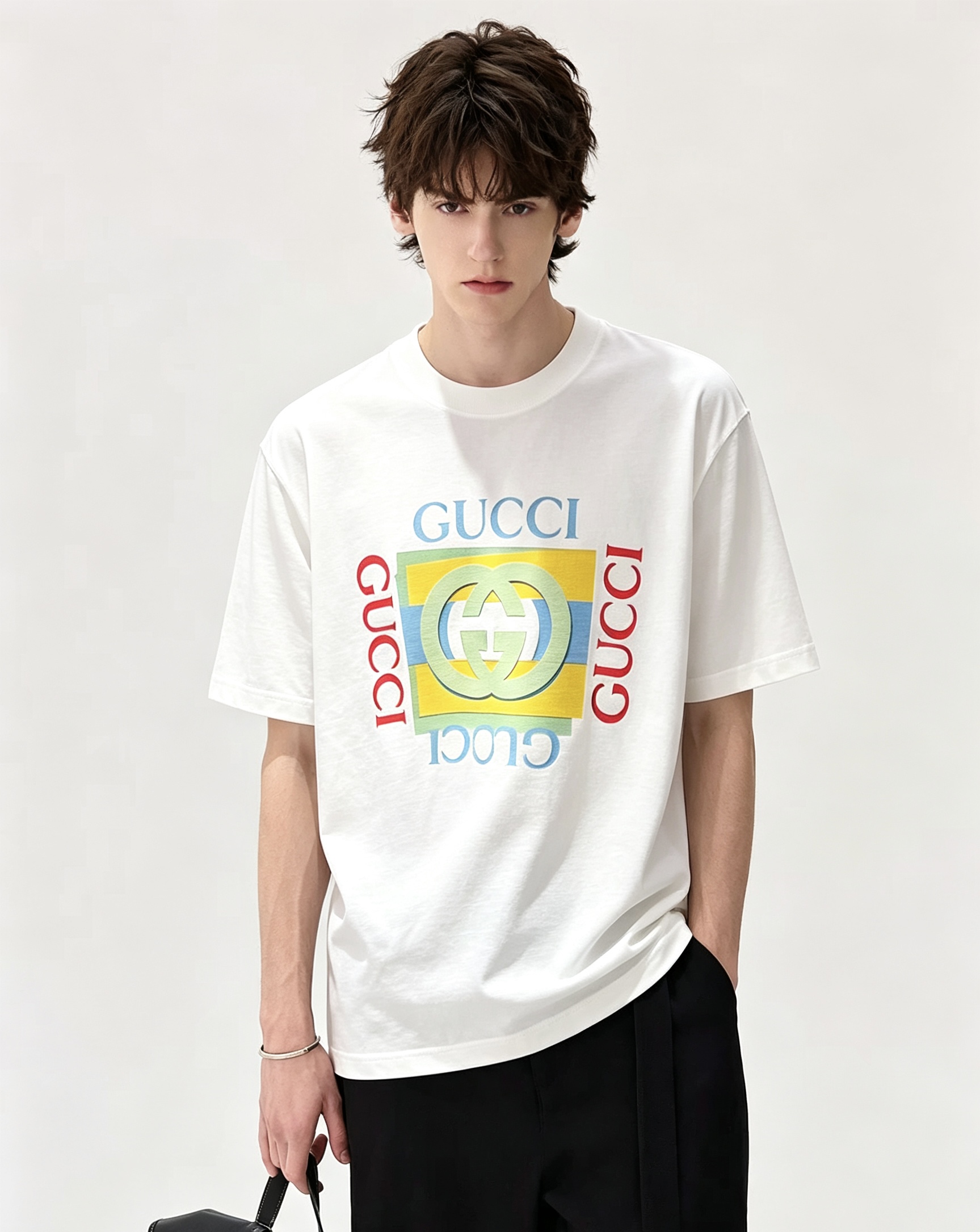 Gucc*古家 2026春夏新款男女同情侣款👫休闲宽松棉质圆领短袖T恤衫!贸易公司渠道稀出,同步官网发售 ! 2 Gucc*古家 2026春夏新款男女同情侣款👫休闲宽松棉质圆领短袖T恤衫!贸易公司渠道稀出,同步官网发售 ! 2