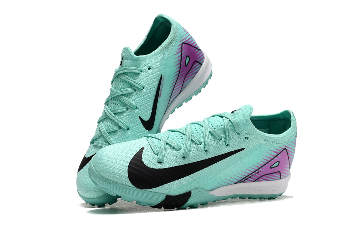 图片[9]-耐克刺客十六FG底30-35足球鞋，鞋面设计贴合脚型，鞋面材质兼顾轻质与韧性，能提供良好的包裹感。鞋底的鞋钉分布和形状设计多有助于球员在草地等足球场地更好地抓地和转向，不同的配色增加了个性化选择。足球鞋主要用于足球运动，能提升球员在场上的表现，帮助球员更灵活地奔跑、传球和射门 。-选品中心