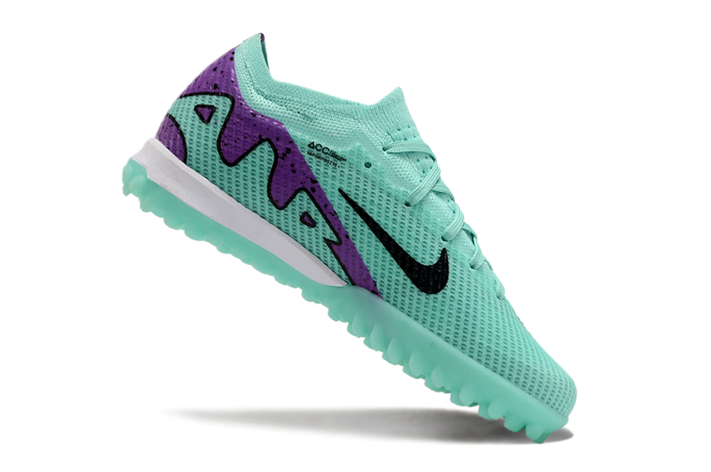 图片[7]-刺客十五系列足球鞋是耐克推出的专业足球鞋款。鞋面采用高科技材质，贴合脚型，能提供良好的触球感，助力精准控球。大底设计增强抓地力，无论是加速、急停还是变向，都能稳稳助力，适合场上各个位置的球员。 从外观上看，它色彩丰富多样，有粉色、米色、湖蓝色、荧光绿等多种亮眼配色，兼具时尚与个性，满足不同审美需求。-选品中心