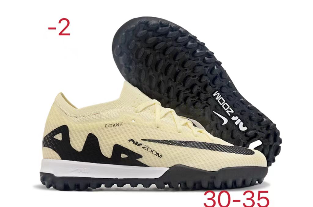 图片[6]-刺客十五系列足球鞋是耐克推出的专业足球鞋款。鞋面采用高科技材质，贴合脚型，能提供良好的触球感，助力精准控球。大底设计增强抓地力，无论是加速、急停还是变向，都能稳稳助力，适合场上各个位置的球员。 从外观上看，它色彩丰富多样，有粉色、米色、湖蓝色、荧光绿等多种亮眼配色，兼具时尚与个性，满足不同审美需求。-选品中心