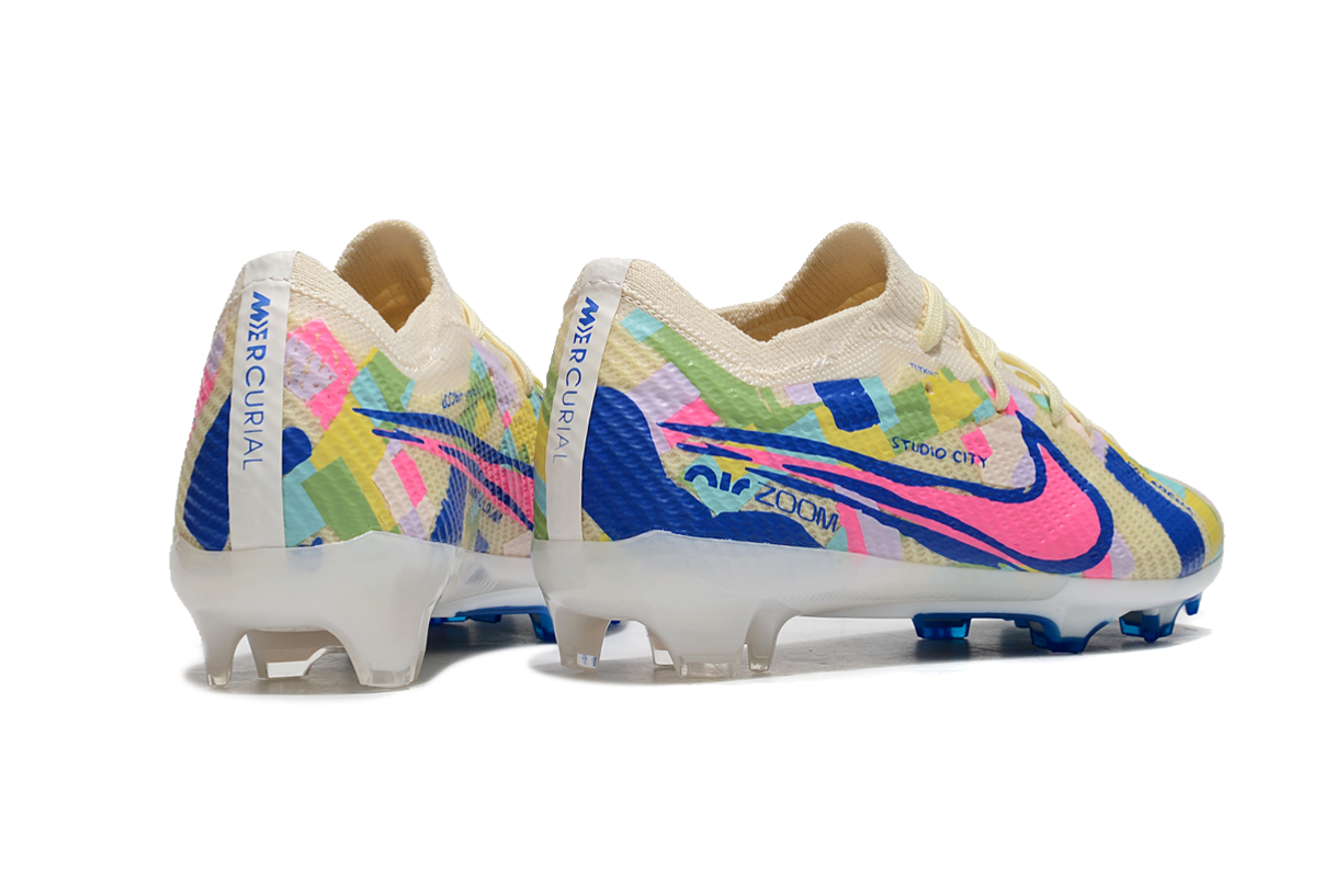 图片[3]-刺客十五系列足球鞋是耐克推出的专业足球鞋款。鞋面采用高科技材质，贴合脚型，能提供良好的触球感，助力精准控球。大底设计增强抓地力，无论是加速、急停还是变向，都能稳稳助力，适合场上各个位置的球员。 从外观上看，它色彩丰富多样，有粉色、米色、湖蓝色、荧光绿等多种亮眼配色，兼具时尚与个性，满足不同审美需求。-选品中心