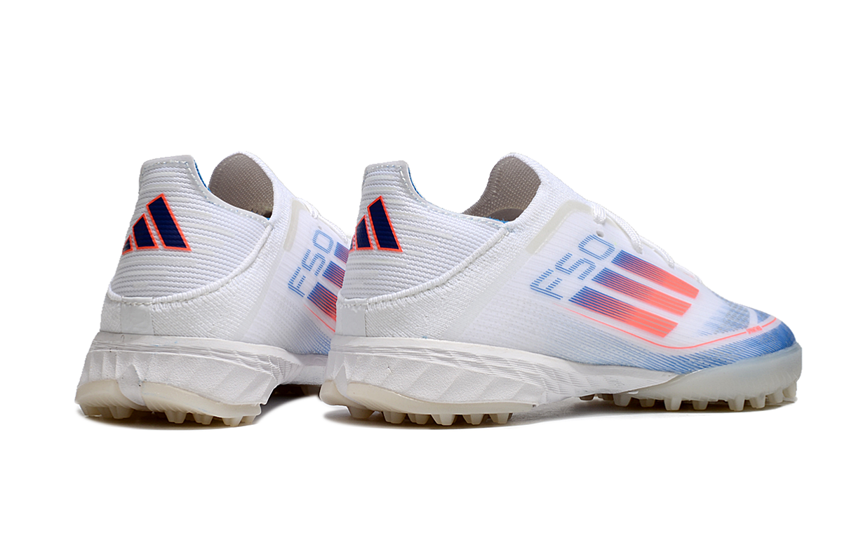 图片[2]-阿迪达斯的#50系列足球鞋，鞋面采用针织防水材质，能在比赛中有效阻挡水分进入，保持脚部干爽。鞋侧标志性的三道杠彰显品牌特色。 有FG底TF底鞋底设计注重抓地力，纹路多样且清晰，能适应不同场地状况，助力球员在球场上快速奔跑、灵活转向。颜色丰富，有白色、紫色、荧光绿、红色等，满足个性化需求。尺码涵盖30 – 35码，适合小尺码脚型的球员 。-选品中心