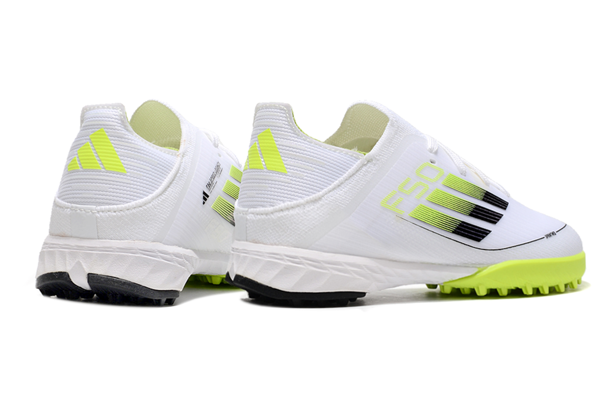 图片[7]-阿迪达斯的#50系列足球鞋，鞋面采用针织防水材质，能在比赛中有效阻挡水分进入，保持脚部干爽。鞋侧标志性的三道杠彰显品牌特色。 有FG底TF底鞋底设计注重抓地力，纹路多样且清晰，能适应不同场地状况，助力球员在球场上快速奔跑、灵活转向。颜色丰富，有白色、紫色、荧光绿、红色等，满足个性化需求。尺码涵盖30 – 35码，适合小尺码脚型的球员 。-选品中心