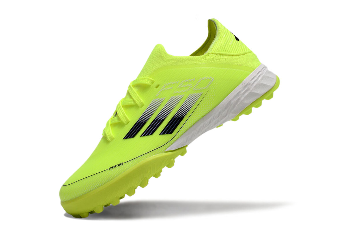 图片[7]-阿迪达斯的#50系列足球鞋，鞋面采用针织防水材质，能在比赛中有效阻挡水分进入，保持脚部干爽。鞋侧标志性的三道杠彰显品牌特色。 有FG底TF底鞋底设计注重抓地力，纹路多样且清晰，能适应不同场地状况，助力球员在球场上快速奔跑、灵活转向。颜色丰富，有白色、紫色、荧光绿、红色等，满足个性化需求。尺码涵盖30 – 35码，适合小尺码脚型的球员 。-选品中心