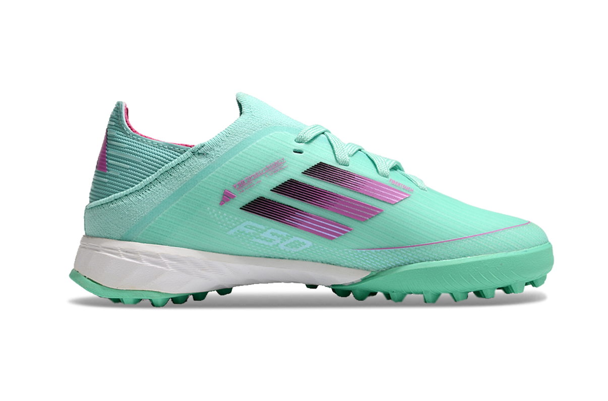 图片[4]-阿迪达斯的#50系列足球鞋，鞋面采用针织防水材质，能在比赛中有效阻挡水分进入，保持脚部干爽。鞋侧标志性的三道杠彰显品牌特色。 有FG底TF底鞋底设计注重抓地力，纹路多样且清晰，能适应不同场地状况，助力球员在球场上快速奔跑、灵活转向。颜色丰富，有白色、紫色、荧光绿、红色等，满足个性化需求。尺码涵盖30 – 35码，适合小尺码脚型的球员 。-选品中心