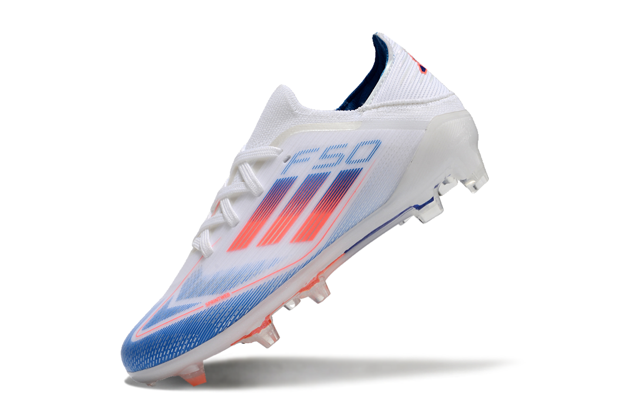 图片[7]-阿迪达斯的#50系列足球鞋，鞋面采用针织防水材质，能在比赛中有效阻挡水分进入，保持脚部干爽。鞋侧标志性的三道杠彰显品牌特色。 有FG底TF底鞋底设计注重抓地力，纹路多样且清晰，能适应不同场地状况，助力球员在球场上快速奔跑、灵活转向。颜色丰富，有白色、紫色、荧光绿、红色等，满足个性化需求。尺码涵盖30 – 35码，适合小尺码脚型的球员 。-选品中心