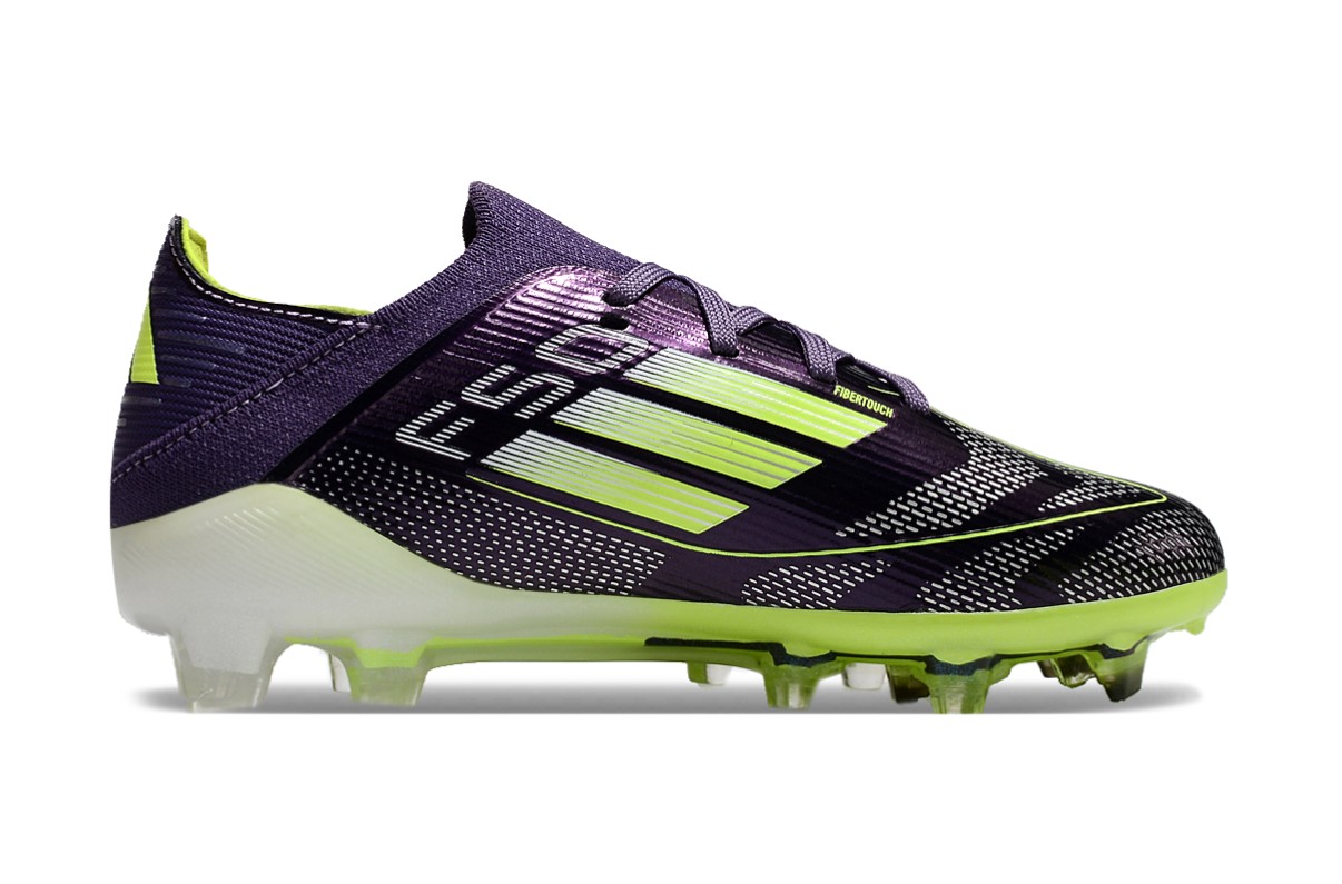 图片[3]-阿迪达斯的#50系列足球鞋，鞋面采用针织防水材质，能在比赛中有效阻挡水分进入，保持脚部干爽。鞋侧标志性的三道杠彰显品牌特色。 有FG底TF底鞋底设计注重抓地力，纹路多样且清晰，能适应不同场地状况，助力球员在球场上快速奔跑、灵活转向。颜色丰富，有白色、紫色、荧光绿、红色等，满足个性化需求。尺码涵盖30 – 35码，适合小尺码脚型的球员 。-选品中心