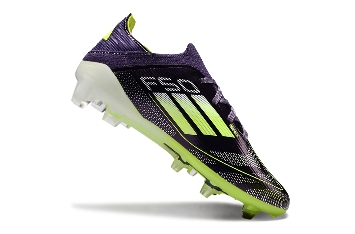 图片[7]-阿迪达斯的#50系列足球鞋，鞋面采用针织防水材质，能在比赛中有效阻挡水分进入，保持脚部干爽。鞋侧标志性的三道杠彰显品牌特色。 有FG底TF底鞋底设计注重抓地力，纹路多样且清晰，能适应不同场地状况，助力球员在球场上快速奔跑、灵活转向。颜色丰富，有白色、紫色、荧光绿、红色等，满足个性化需求。尺码涵盖30 – 35码，适合小尺码脚型的球员 。-选品中心