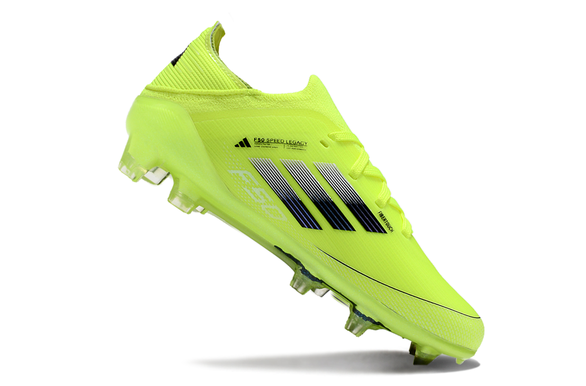 图片[7]-阿迪达斯的#50系列足球鞋，鞋面采用针织防水材质，能在比赛中有效阻挡水分进入，保持脚部干爽。鞋侧标志性的三道杠彰显品牌特色。 有FG底TF底鞋底设计注重抓地力，纹路多样且清晰，能适应不同场地状况，助力球员在球场上快速奔跑、灵活转向。颜色丰富，有白色、紫色、荧光绿、红色等，满足个性化需求。尺码涵盖30 – 35码，适合小尺码脚型的球员 。-选品中心