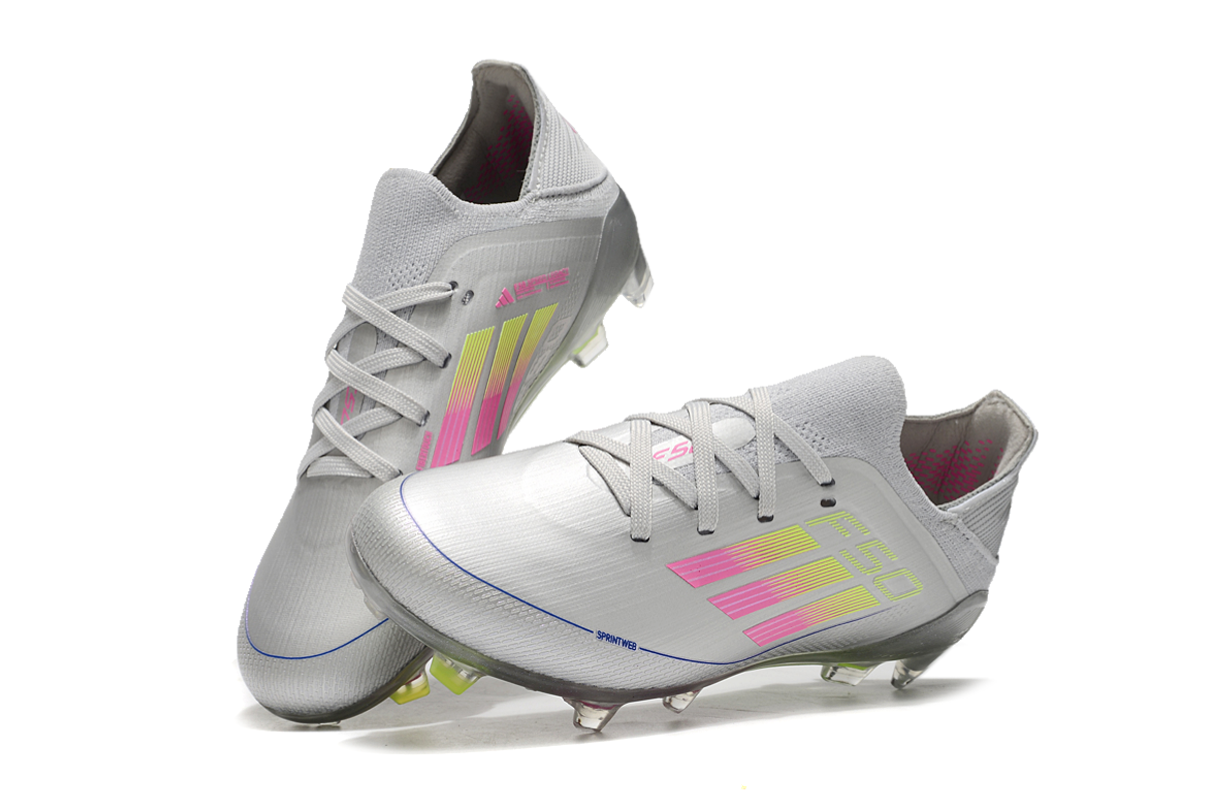 图片[9]-阿迪达斯的#50系列足球鞋，鞋面采用针织防水材质，能在比赛中有效阻挡水分进入，保持脚部干爽。鞋侧标志性的三道杠彰显品牌特色。 有FG底TF底鞋底设计注重抓地力，纹路多样且清晰，能适应不同场地状况，助力球员在球场上快速奔跑、灵活转向。颜色丰富，有白色、紫色、荧光绿、红色等，满足个性化需求。尺码涵盖30 – 35码，适合小尺码脚型的球员 。-选品中心