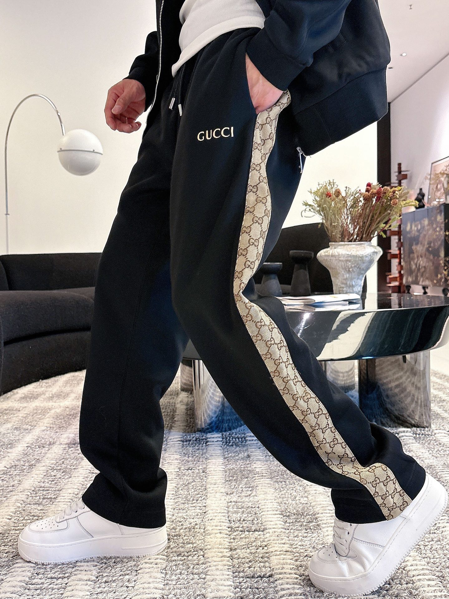 Gucci Men's Luxury Black Two-Piece Tracksuit - Autumn/Winter Collection 9 i1757880094594 5390 0 7