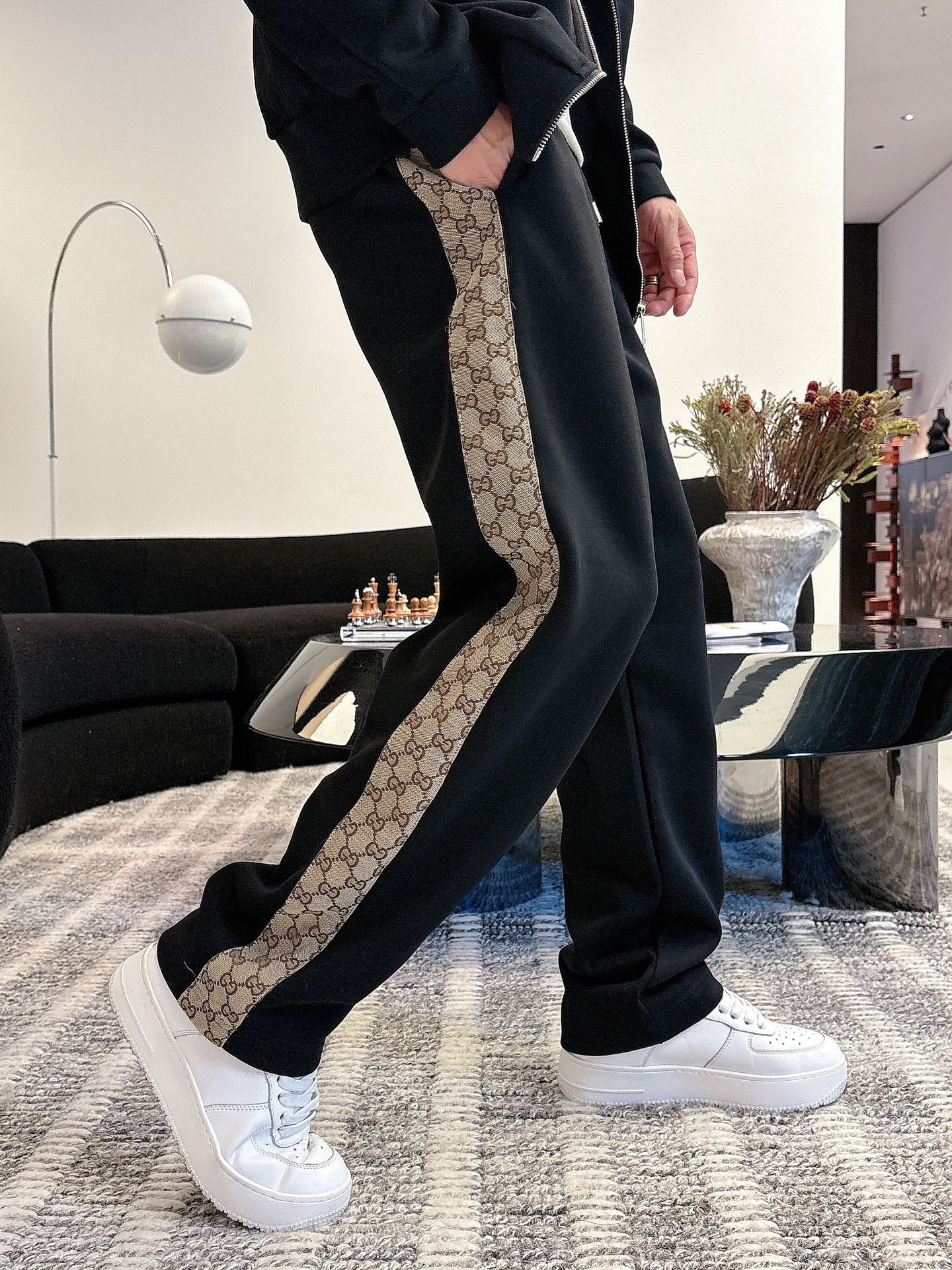Gucci Men's Luxury Black Two-Piece Tracksuit - Autumn/Winter Collection 10 i1757880098350 1989 0 8