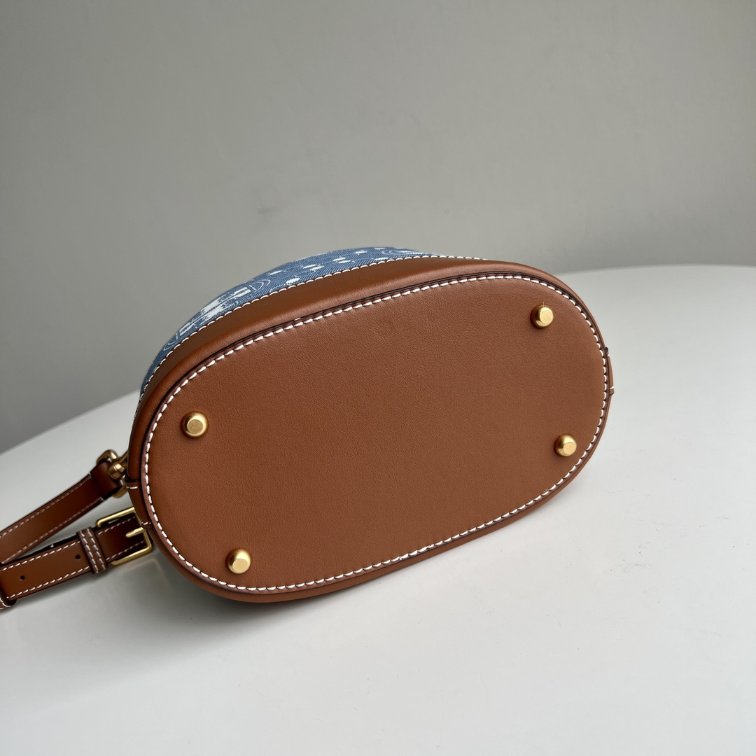 Tory Burch TB新款T Monogram水桶包 T Monogram 图案 搭配水洗牛仔提花
