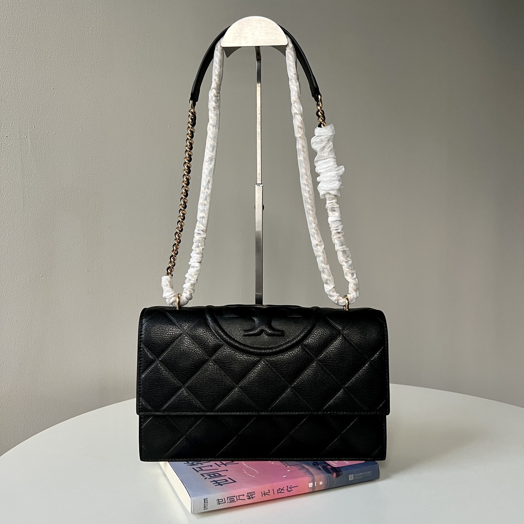 Tory Burch TORY BURCH 汤丽柏琦 Willa小香风菱格链条包简约款 山羊皮质 这种皮质比较耐磨哦