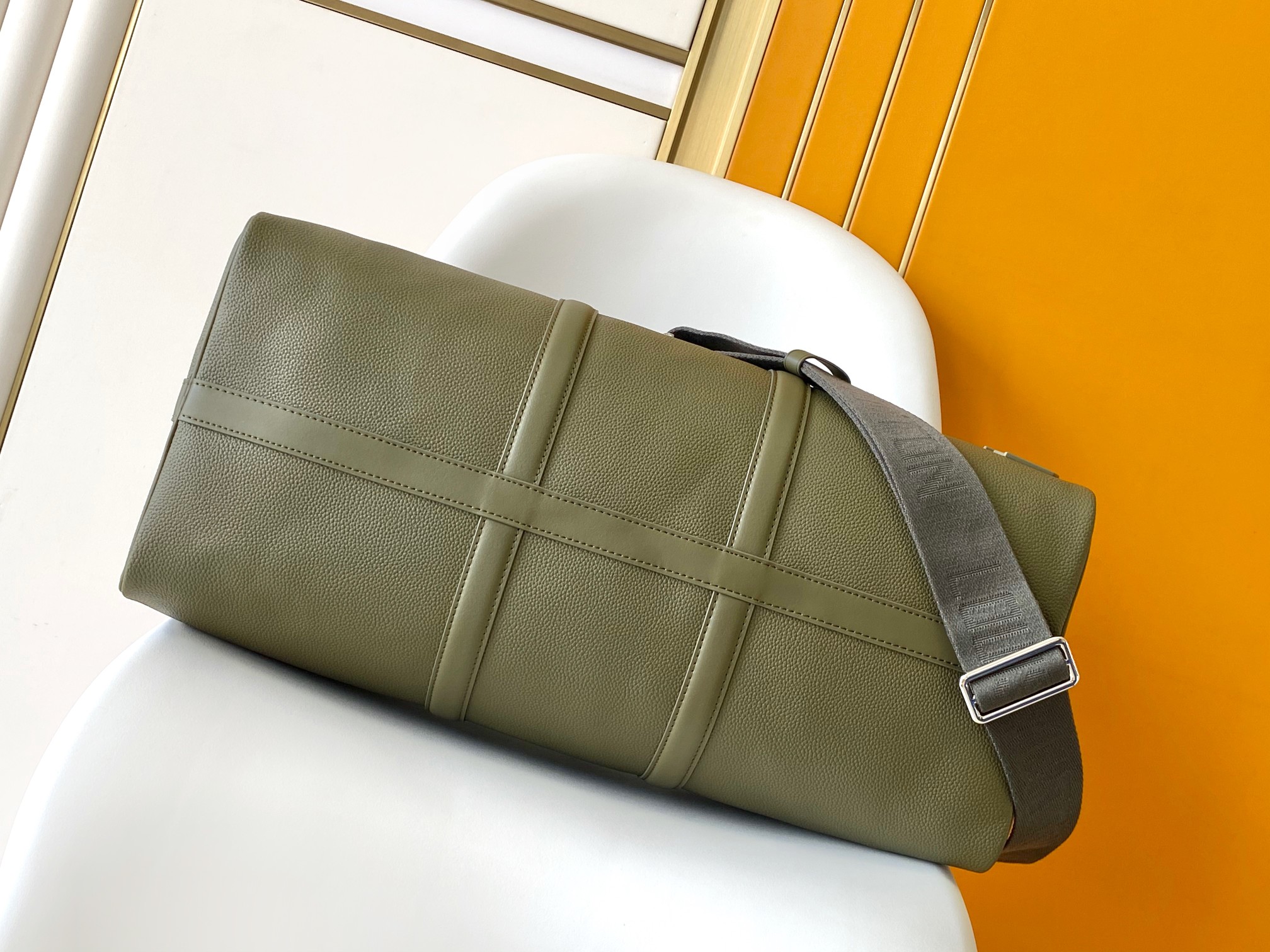 Louis Vuitton Keepall Bandoulière 50 Monogram Olive Green Travel Bag 5 a1750872284964 8057