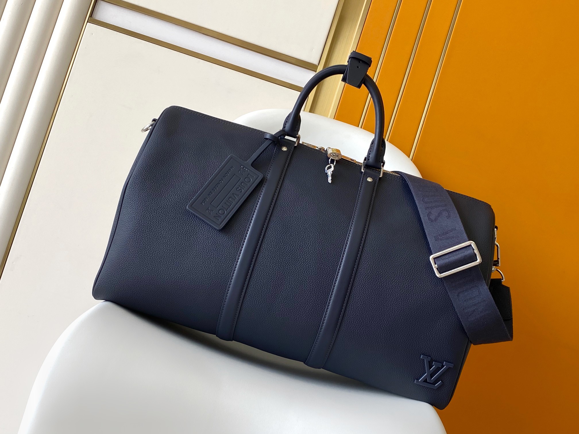 Louis Vuitton Keepall Bandoulière 50 Monogram Shadow Leren Reistas - Marineblauw