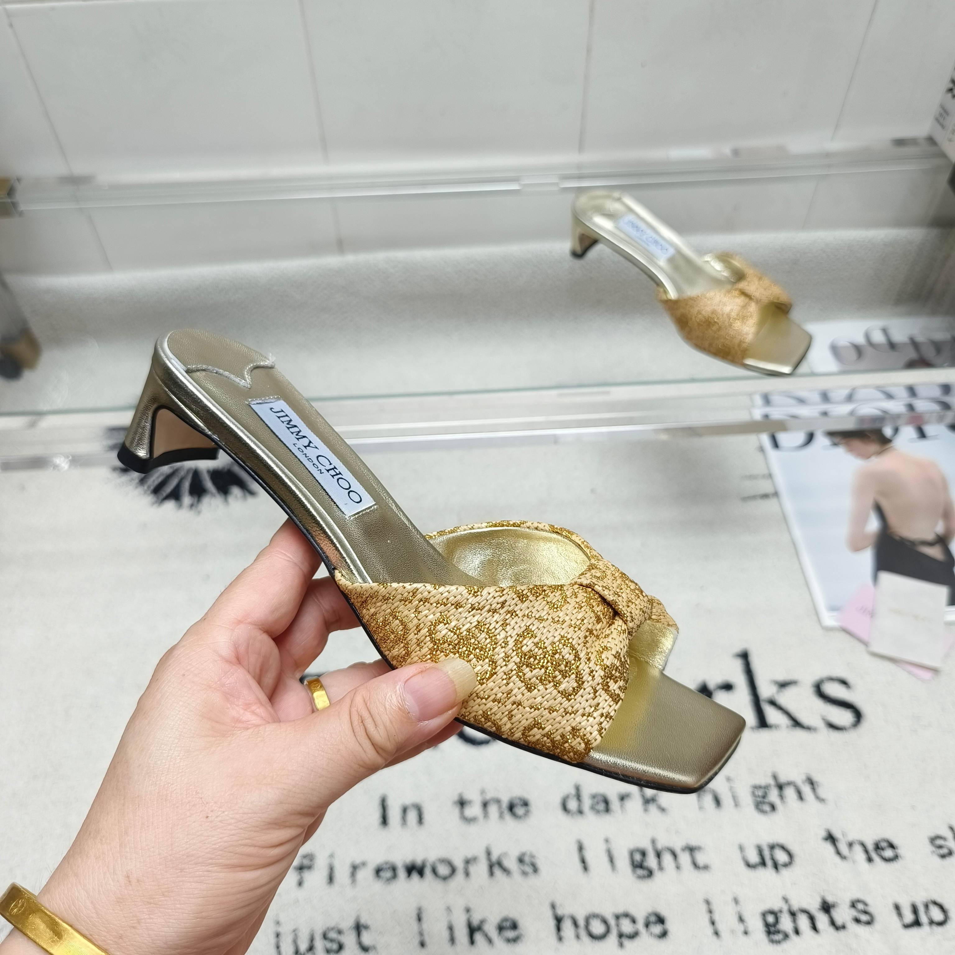 _dEP9sqZf2bpL23CKczOV1hScskCX3Mq3M6DRHag