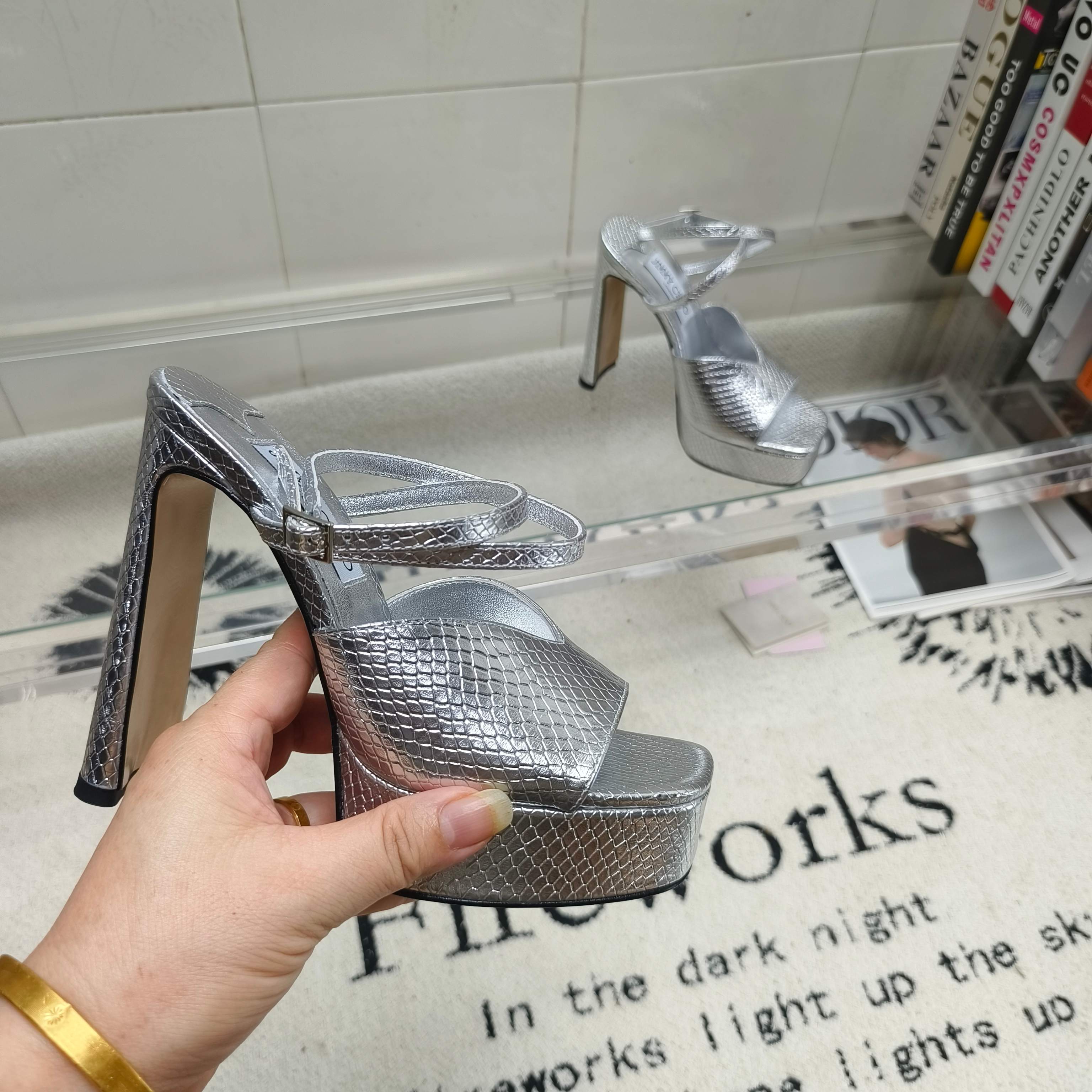 _dmQ9sUD9gea0VWj3PlU7IOnpp-iqjrPHBuFN5Zw